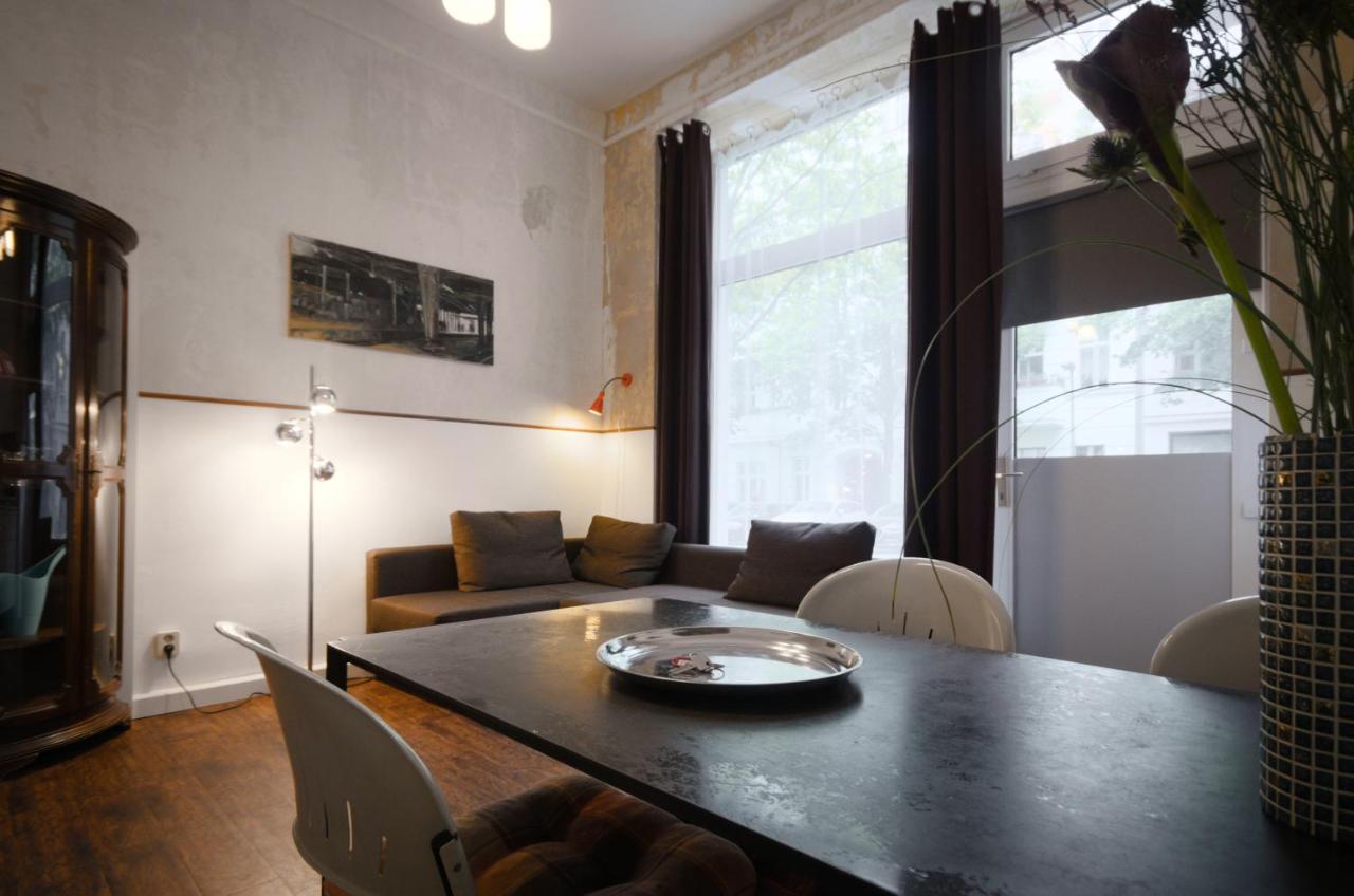 Altbauwohnung Mit 3 Baedern Berlin Eksteriør billede